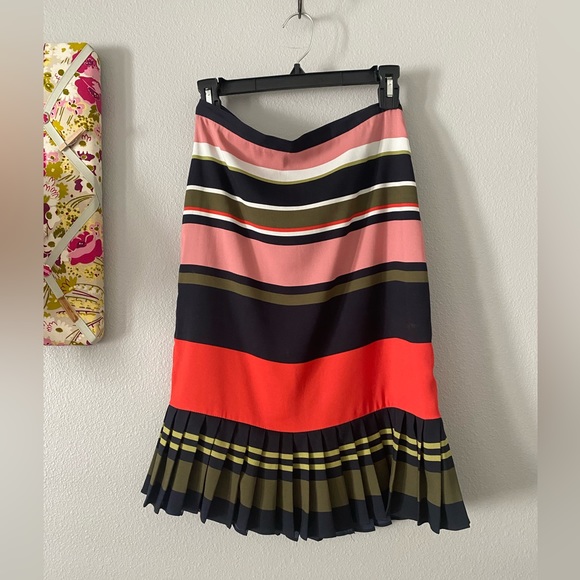 Ann Taylor multi color pleated skirt - Picture 2 of 5